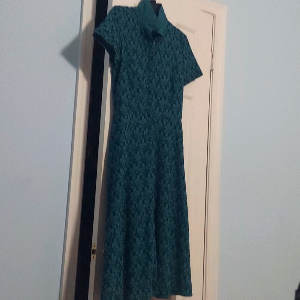 EUC Ann Taylor Teal Dress